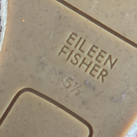 Eileen Fisher "Lee" Sandal, Chili - Size 5.5 - Picture 6 of 7